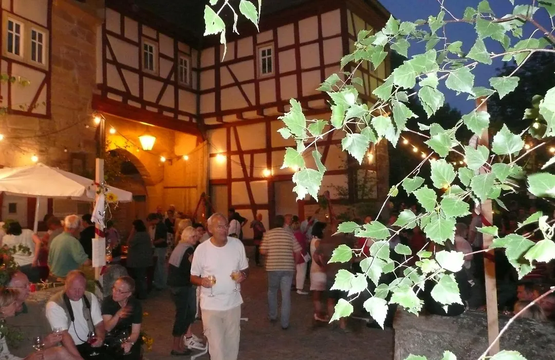 Weingut Gästehaus Weigand-1